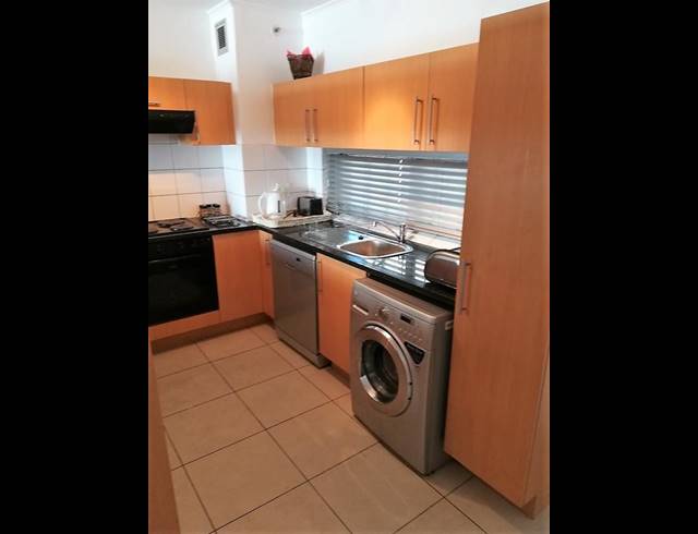 2 BEDROOM PROPERTY TO RENT IN CLAREMONT